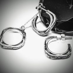 Frame Hoop earrings