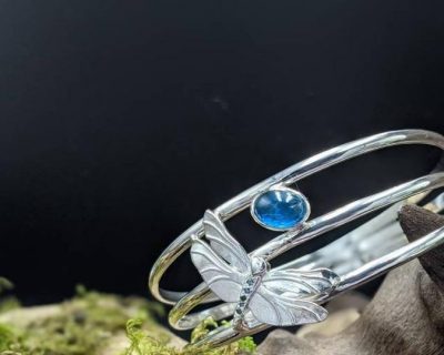 Silver dragonfly bangle with Blue Diamonds