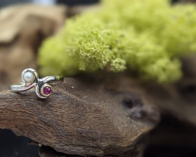 Ruby and pearl silver ring